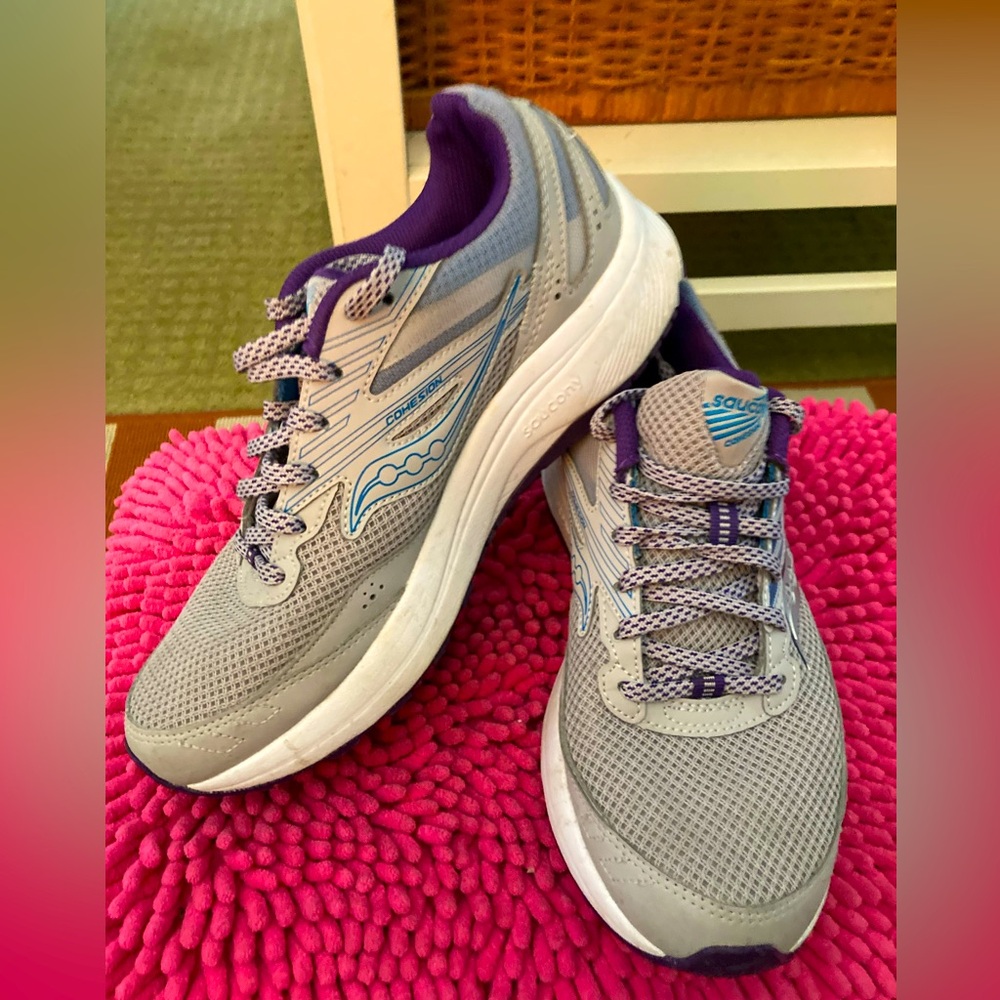 Saucony Cohesion Sneakers Sz 8